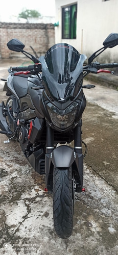 Bajaj Dominsr 400 Ug