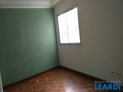Imagem 2 de 13 de Apartamento - Cambuci - Sp - 643823