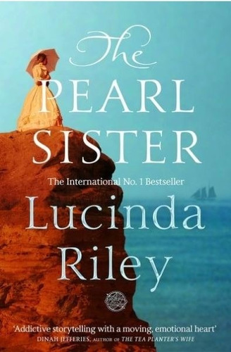 The Pearl Sister - The Seven Sisters 4, de Riley, Lucinda. Editorial Macmillan Children Books, tapa blanda en inglés internacional, 2018