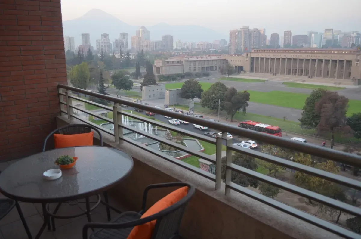 Imagen 3 de 12 de Depto 1d En Suite, Vista Oriente Despejada Las Condes