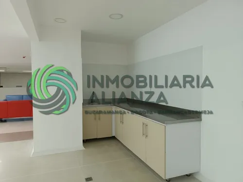 Local En Arriendo En Menzuly. Cod A15628
