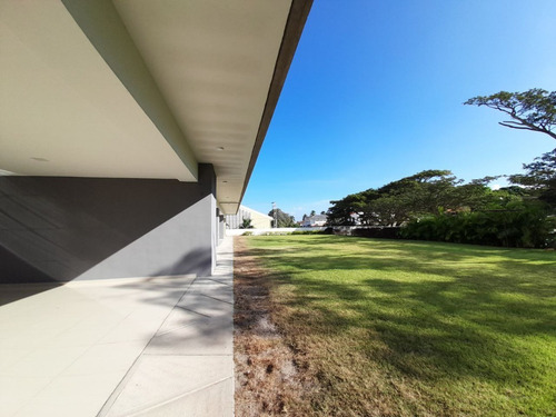 Imagen 17 de 19 de Apartamento En Venta En Urb El Piñal, Pedregal 0240 Isabella H