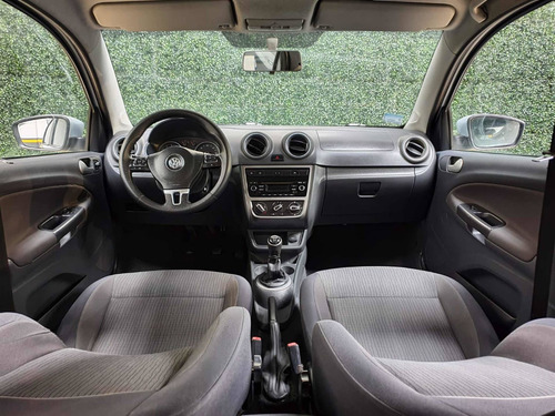 Imagen 9 de 15 de Volkswagen Gol Trend 2014 1.6 Highline 101cv