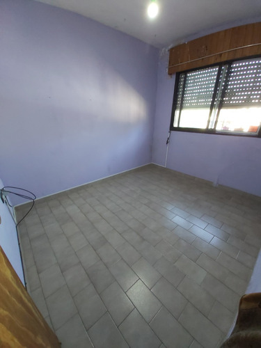Imagen 5 de 13 de Casa A La Venta, 4 Dormitorios, Terraza, Barrio Ludueña Ros