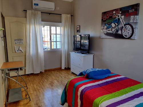Casa En Venta 4 Ambientes +departamento En Haedo