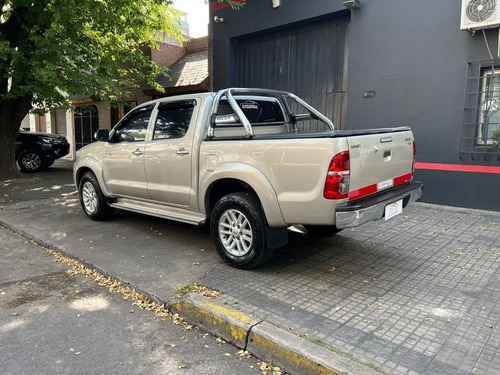 Imagen 14 de 21 de Toyota Hilux 4x2 C/d Srv 3.0 Tdi C/cue