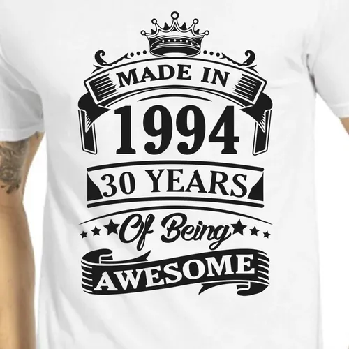 Playera 30 años siendo increible deals