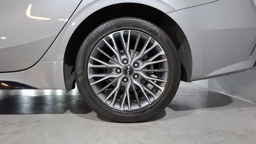 Kia Forte 1.6 GT DCT