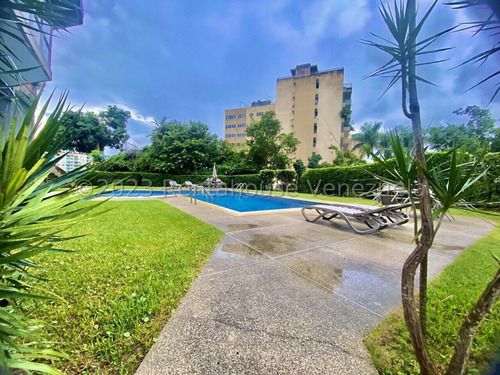 Pent House En Venta, En Santa Rosa De Lima, Mls #24-11868