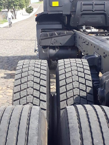 Ford Cargo 2428