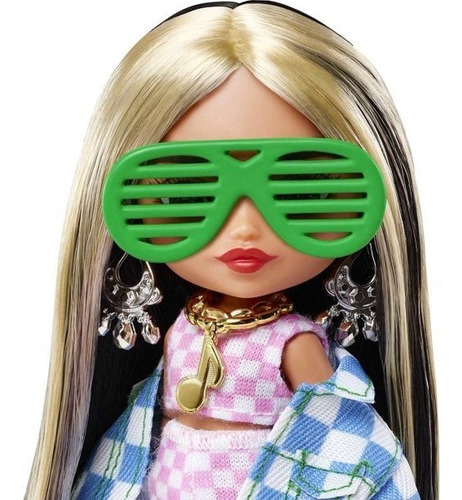 Imagem 3 de 8 de Barbie Extra Minis Doll #2 Morena Mechada 2022