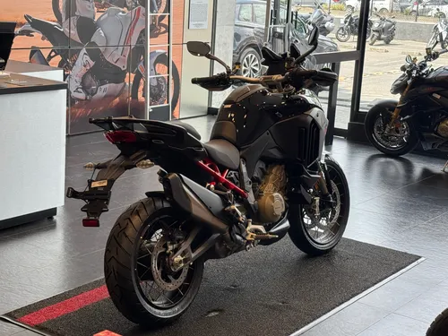 Ducati Multistrada V4s 2025