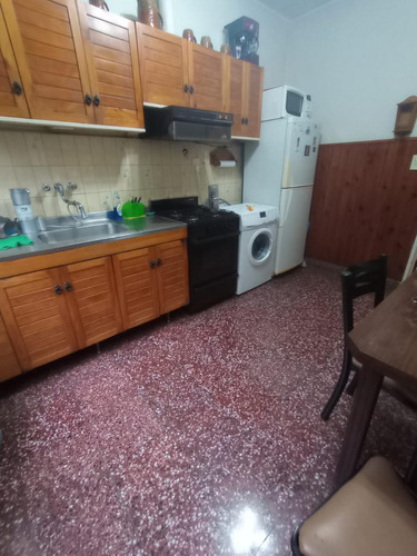 Venta Ph 2 Amb. En Ramos Mejía - Buen Estado