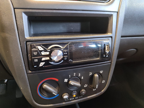 Chevrolet Corsa 1.8 Maxx Flex Power 5p