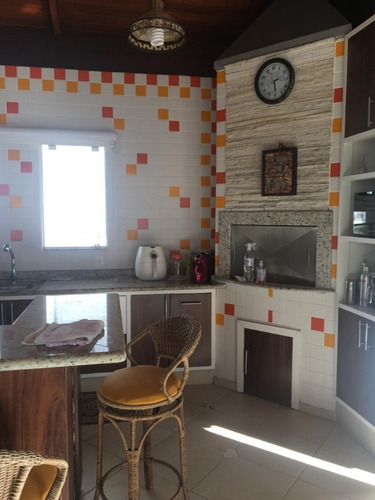 Imagem 26 de 30 de Casa 3 Dormitorios Com Terraço 250m² Balneário Camboriu. Barra Norte- Estuda Permuta Menor Valor - C484 - 34309345