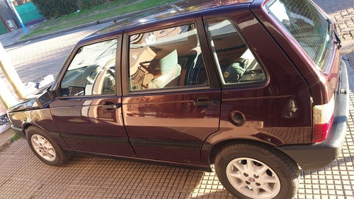 Imagen 3 de 10 de Fiat Uno 1.6 Scr 1996