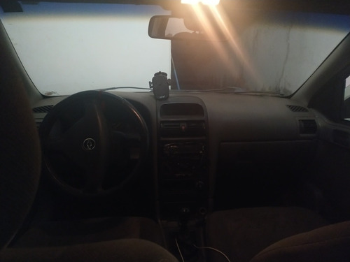 Chevrolet Astra Sedan 2002 1.8 Sedan 4p