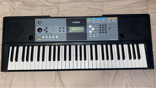 Teclado Yamaha Psr-e233