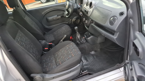 Fiat Uno 1.0 Vivace Celeb. Flex 3P