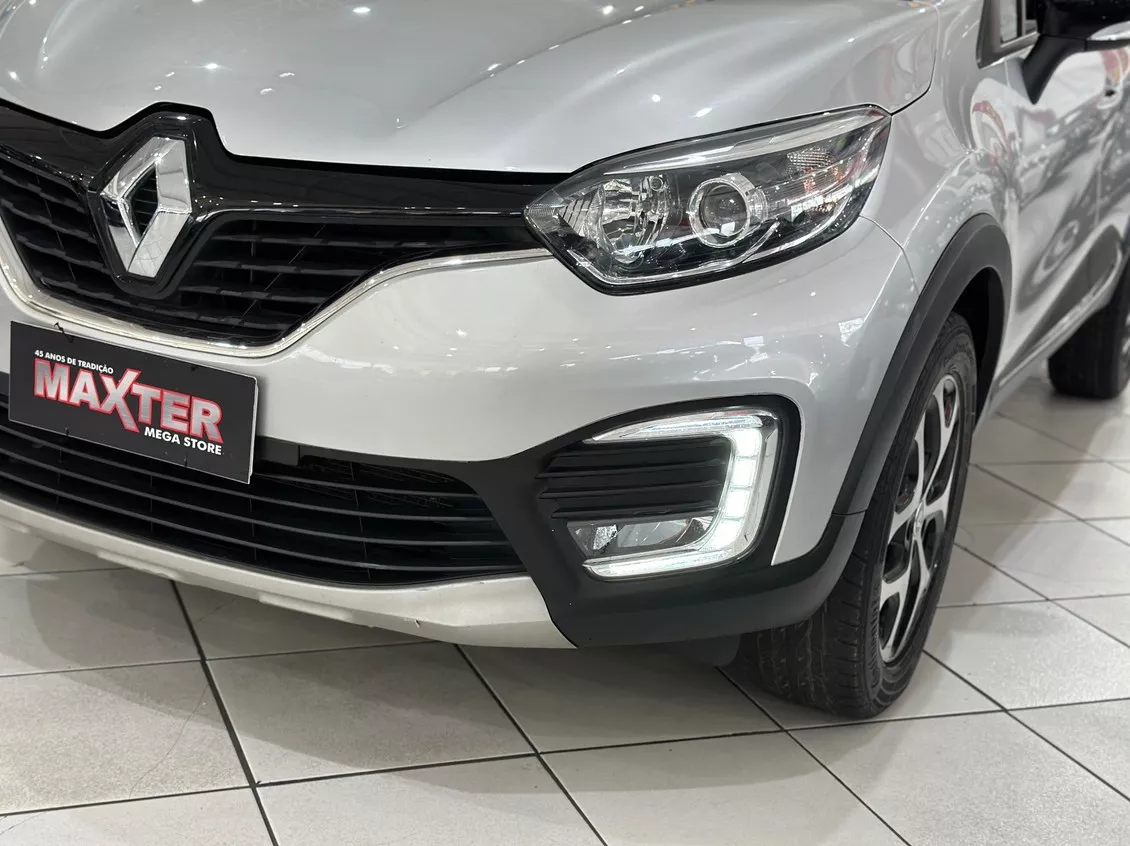 Renault Captur 2.0 16V INTENSE