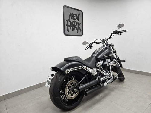 Harley-davidson Softail Breakout 117