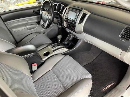 Imagen 10 de 12 de Toyota Tacoma 2014 4.0 Trd Sport At