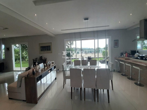 Imagem 5 de 30 de Linda Casa Condominio Arujazinho 3 Com 4 Suites, 6 Vagas , Piscina, Mobiliada - 204fwbsp - 68131727