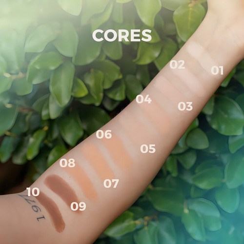 Po Compacto Velvet Touch Resistente al Agua Efecto HD Tono 05 Beige Medio Amarillento