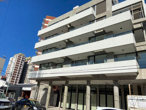 Imagen 9 de 11 de Venta Departamento 2 Amb Con Cochera Playa Grande