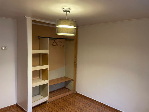 Se Vende Casa En Peñalolén 3d1b +1d1b Y 2 Estacionamiento