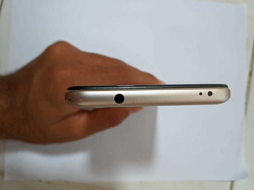 Celular Xiaomi Mi A2 Lite 64gb