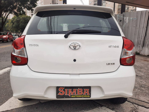 Imagem 2 de 15 de Toyota Etios 1.5 Xs 16v Flex 4p Manual
