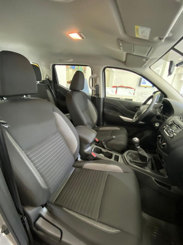 Imagen 10 de 14 de Renault Alaskan 2.3 Confort 4x2 Entrega Inmediata Sae