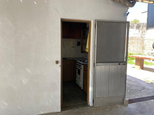 Casa En Alquiler En Melchor Romero