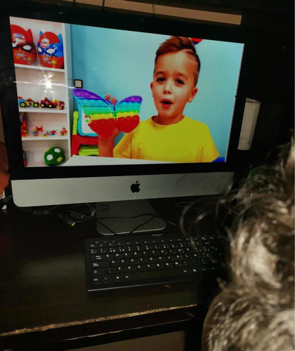 iMac I5 21.5 Pulgadas Excelente Estado (Usado)