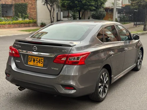 Nissan Sentra 1.8 B17 Fl Exclusive