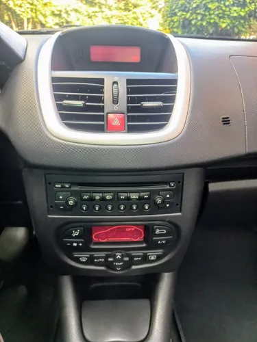 Peugeot 207 1.6 Compact Xs