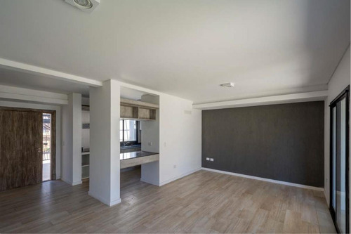 Imagen 23 de 30 de Duplex A La Venta - Villa Belgrano - 2 Y 3 Dormitorios - En Planta Baja Y Alta