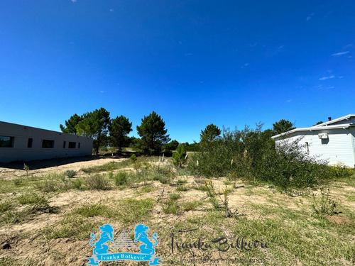 Venta Lote Costa Esmeralda Lindisimo A Nivel Ref 2327 Sobre Calle Tranquila