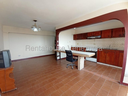 Vendo Apartamento En Torre Venaragua Maracay 25-19961 Hp
