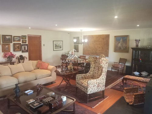 Casa En Venta De 4 Dorm. En Linares