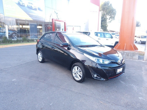 Imagen 3 de 14 de Toyota Yaris 2018 1.5 5p S At Cvt