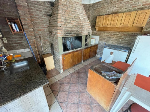 Imagen 24 de 25 de Casa En Venta 4 Ambientes C/ Parque Y Pileta En José C. Paz!