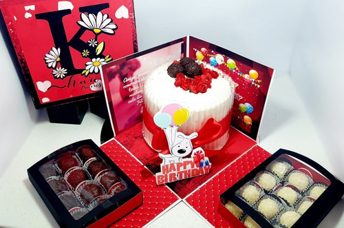 Imagem 1 de 6 de Festa Na Caixa Explosão Feliz Aniversário Super Amiga