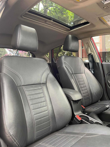 Ford Fiesta Kinetic Design 1.6 Titanium 120cv