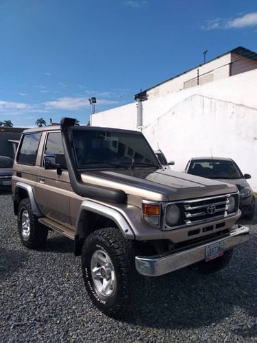 Imagen 5 de 13 de Toyota Machito Vx