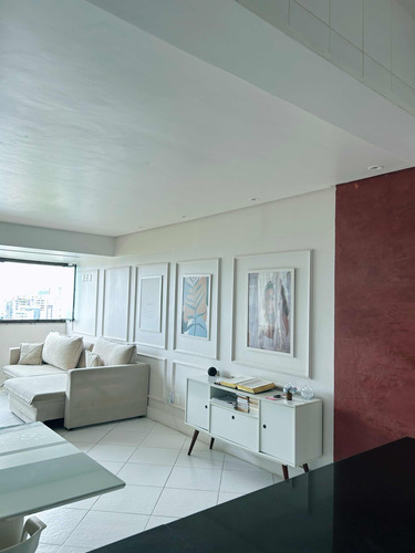 Apartamento 3/4 C/ Dependência Completa Revertida Em Suite