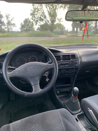 Toyota Corolla 1.6 Gli
