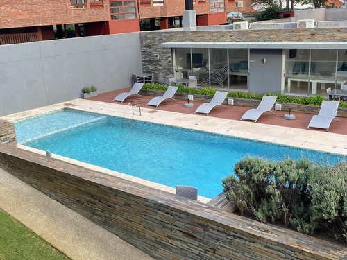 Imagen 15 de 19 de Apartamento, Torre Nueva Con Amenities, 3 Dormitorios, Gge, Equipado , Punta Del Este !!