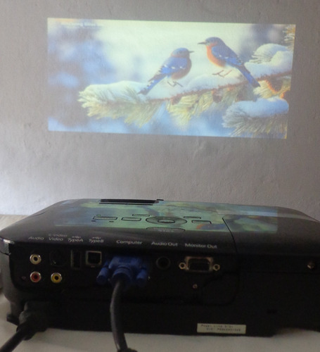 Projetor Epson Powerlite S12+ 2800lm + Controle Preto (Usado)